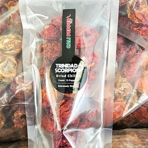 Trinidad Scorpion Dried Chilies - The heat level is extremely hot, all Natural, count 15 peppers. more than 1.200.000 SHU on average.