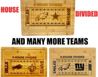 Tabla de cortar / Tabla de embutidos / Regalo deportivo personalizado de House Divided, hecha a mano y personalizada para equipos de fútbol.