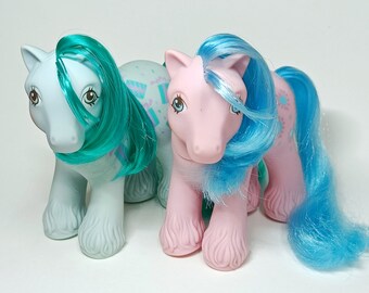 Lot von 2 Familie Papa Sweet Feiern und hellen Blumenstrauß - My Little Pony g1 Ballons präsentiert Geschenke Blumen rosa grün