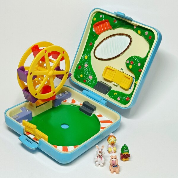 Calimero 1995 Pagot toys italian Polly Pocket clone compact 90s toys vintage blue square animals playground ferris wheel