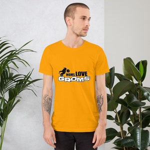Moms Love Groms Funny Tee Shirt - The Ultimate Shirt for Honda Grom Riders!