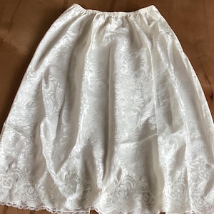Vintage 1980s half slip