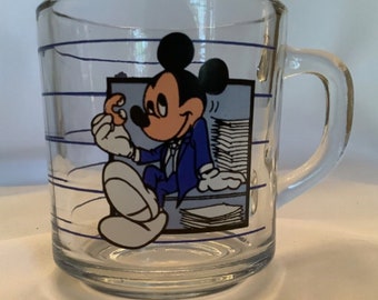 Walt Disney Productions Office Worker Mickey BREAK TIME 8-Oz Glass Coffee Mug