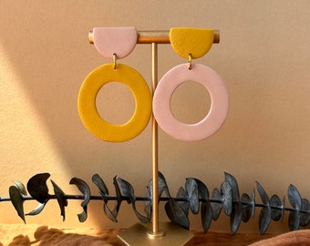 Pendientes de arcilla polimérica no coincidentes - Hechos a mano - Únicos