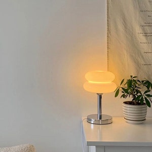 Nordic Minimalist Atmosphere Egg Tart Glass Desk Lamp
