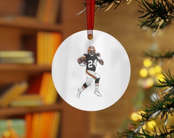 Cleveland Browns Nick Chubb Ornament Christmas Holiday Gift Fathers Day Mothers Day Metal Ornaments