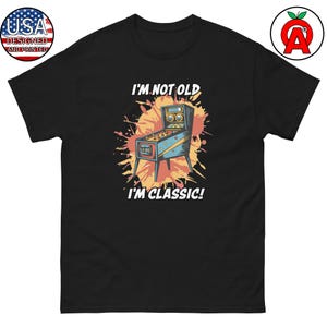 Koszulka z nadrukiem akwarelowym maszyny do gry w pinball | Koszulka dla dorosłych unisex | Koszulka z grafiką | Prezenty dla graczy retro, fanów gier zręcznościowych, vintage pinball, pinball