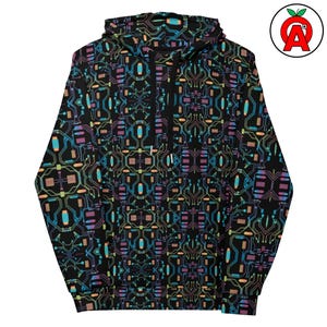 Op de afbeelding: Zwarte hoodie met een herhalend printplaatpatroon in teal, paars en oranje. De hoodie heeft een capuchon met trekkoord en een kangoeroezak. Het ontwerp is een complex netwerk van lijnen en vormen, wat een technisch geïnspireerde esthetiek creëert.