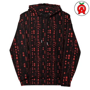 Peut inclure: Sweat à capuche noir avec un motif de caractères japonais rouges. Le sweat-shirt à capuche est doté d'un cordon de serrage et d'une poche kangourou. Le motif est un motif répétitif de caractères rouges sur fond noir. Le sweat a un logo dans le coin supérieur droit.