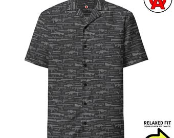 Camicia con bottoni e motivo a fucile per appassionati di armi - Elegante regalo per gli amanti dei fucili e per i sostenitori del secondo emendamento - Abbigliamento alla moda per armi da fuoco