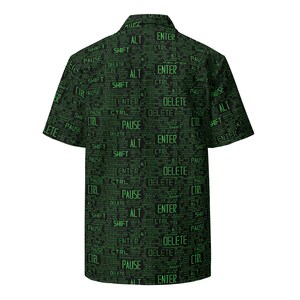 Binaire code toetsenbord commandopatroon, volwassen uniseks all-over ontspannen pasvorm button-up shirt, programmeur Tech Aloha shirt, cadeau systeembeheerder afbeelding 3