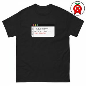 Puede incluir: Una camiseta negra de manga corta con un gráfico de una ventana de ordenador con el texto: 01 I'm a programmer, 02 I write code, 03 No, I will not fix, 04 your computer. La ventana tiene puntos de color rojo, amarillo y verde arriba.