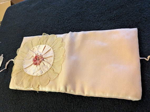 Vintage handkerchief 1920 holder. - image 4