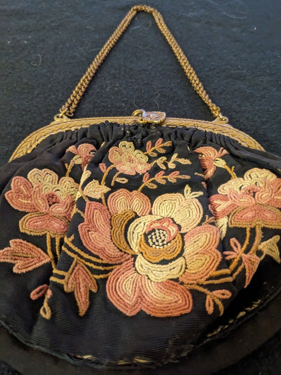 Antique Victorian embroidery purse. Beautiful fram