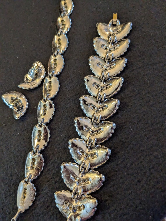 Vintage 1960s jewelry set - image 8