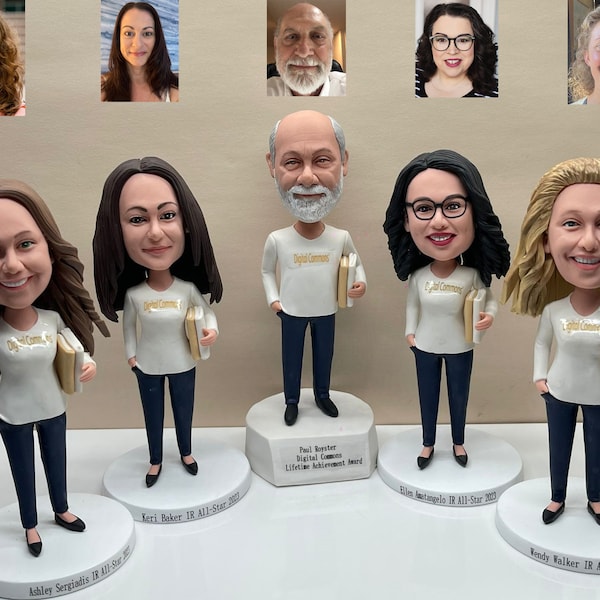 Personalized customization of shaking head dolls, complete personal photo customization for your partner, parents, family, and colleagues