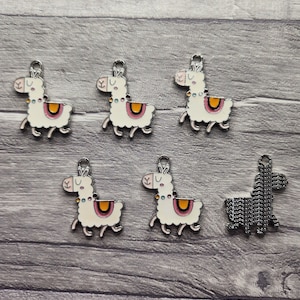 Llama Charms x 6, Animal Charms, Cute Charms, Alloy Enamel, Jewellery Craft Making