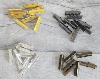25mm Ribbon Ends | Pack Of 50 | Silver, Gold, Bronze, Gunmetal | Textured Clamp End Crimps | Jewellery & Craft Making | Cord End Findings