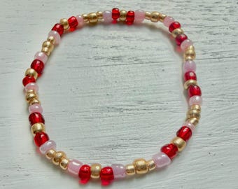 Red Pink and Gold Stretchy Beaded Bracelet