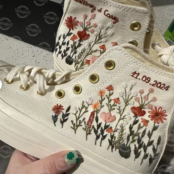 Custom Converse Platform/ Wedding Flowers Embroidered Platform Shoes/ Bridal Flowers Embroidered Sneakers/ Personalized Bridal Sneaker