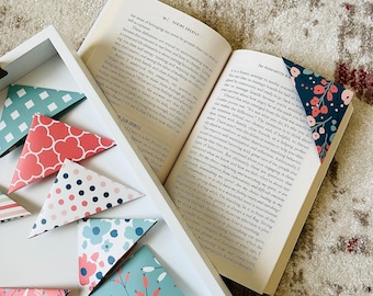 Origami Bookmarks - Set of 3 - Random Mix | Corner Bookmarks | Handcrafted Paper Bookmarks | Book Lover Gifts | Floral Patterned  Bookmarks