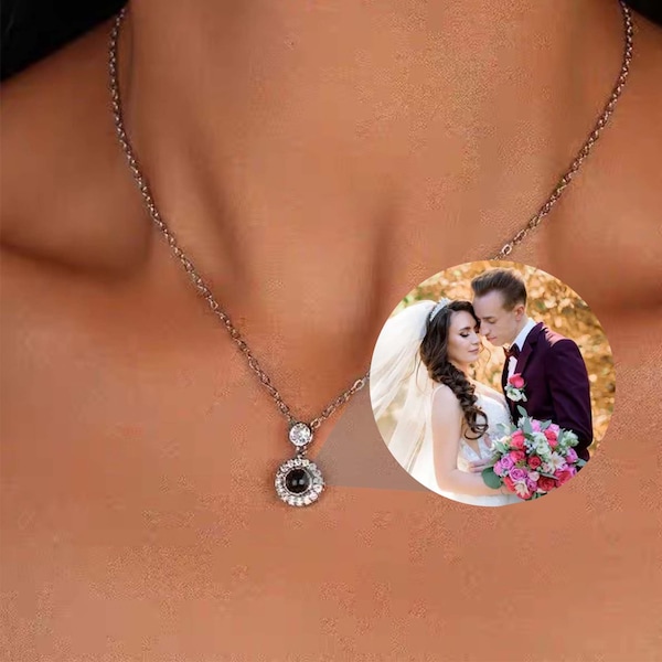 Photo Projection Necklace, Personalized Necklace, Memorial Gift, Gift for Her, Mom Necklace, Christmas Gift,Birthday Gifts for Mother