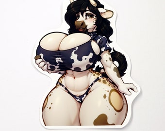 Puede incluir: Una pegatina con una vaca de dibujos animados con manchas blancas y negras, que lleva un top de estampado de vaca azul y blanco y un bikini de lunares marrones y blancos. La vaca tiene el pelo largo y negro y una expresión amigable.