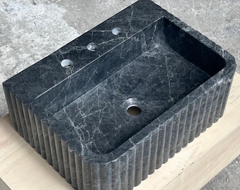 Black marble sink 22’’x16’’x8’’