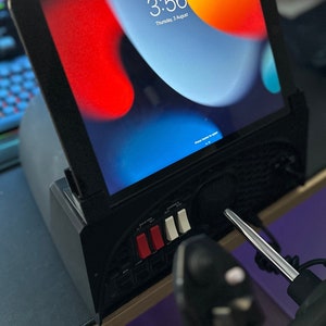 Honeycomb Alpha/Bravo Flush iPad Mount
