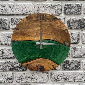 Made to Order Resin Wood Live Edge Wall Clock, Unique Clock, Epoxy Wooden Clock, Epoxy clock, Resin clock, Clock for wall, Epoxy Wall Clock