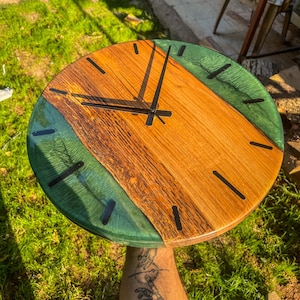 Handmade Green Epoxy Oak Wood Clock: Modern Rustic Decor