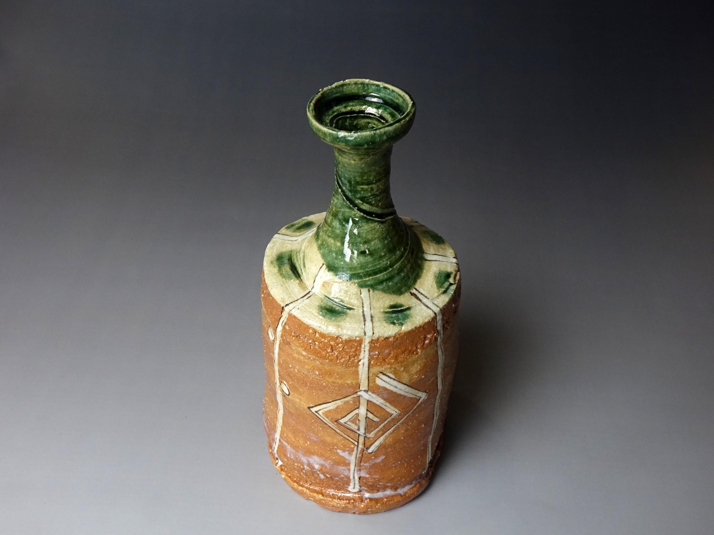 【鈴木五郎】弥七田織部徳利 鳴海織部徳利 鈴木五郎（1941年生）作 - Etsy 日本