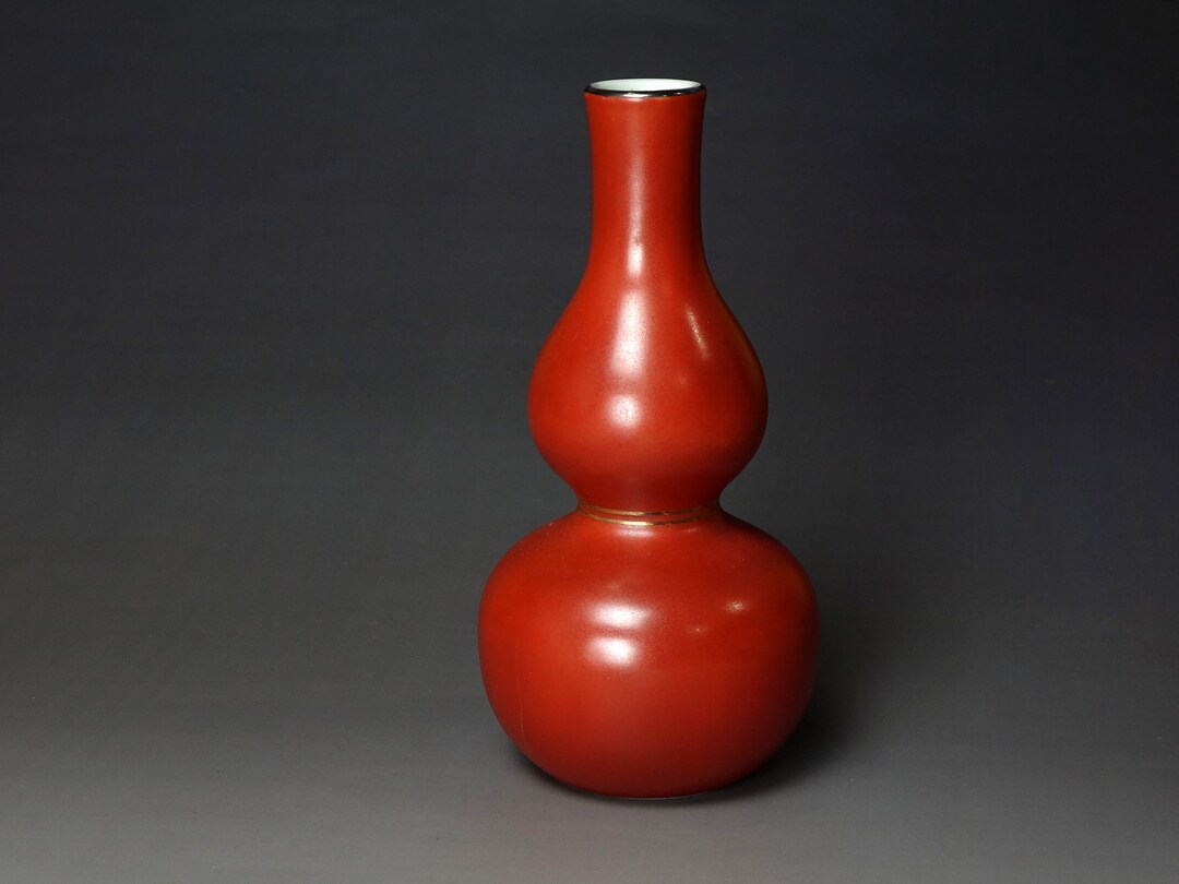 Pampula vase 130mm red（oiva D）ポムポムベース