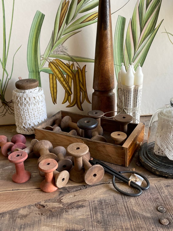 Old antique wooden spool vintage decoration wooden decoration thread spool