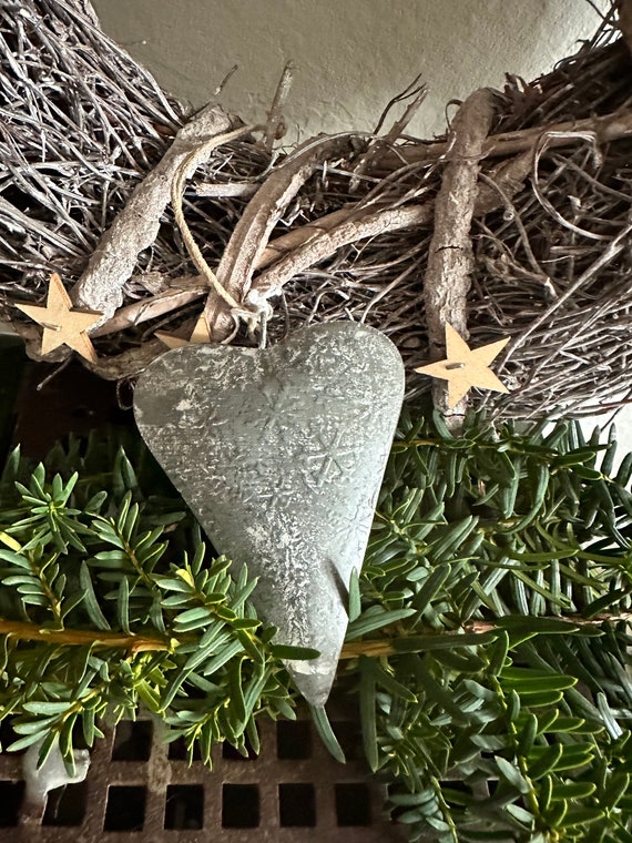 Pendant decorative pendant metal heart antique finish hearts decoration vintage