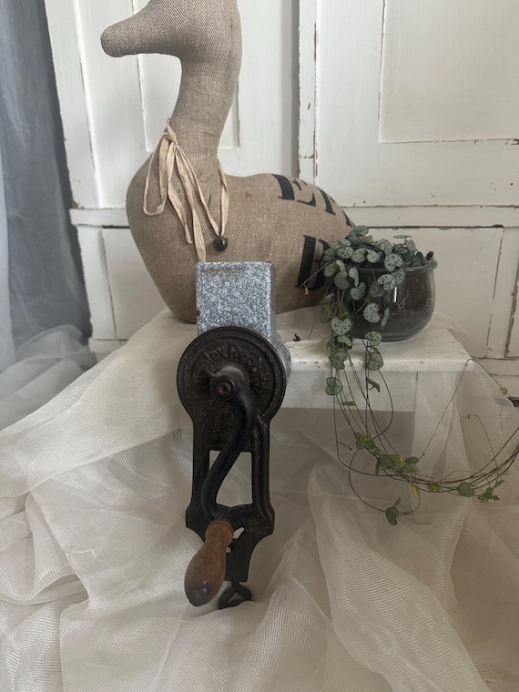 old antique meat grinder vegetable grinder table meat grinder vintage decoration