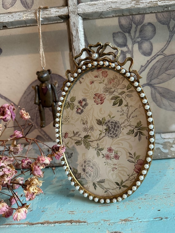 Vintage Shabby Picture Frame