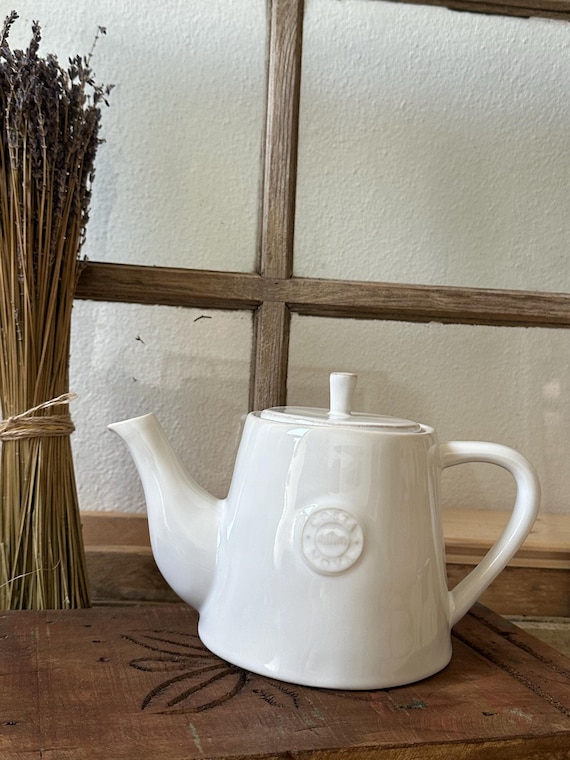 teapot tea kettle kitchen ceramic pot earthenware tableware