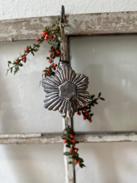 Christmas balls Christmas tree balls hearts silver glass glass vintage glass balls poinsettia