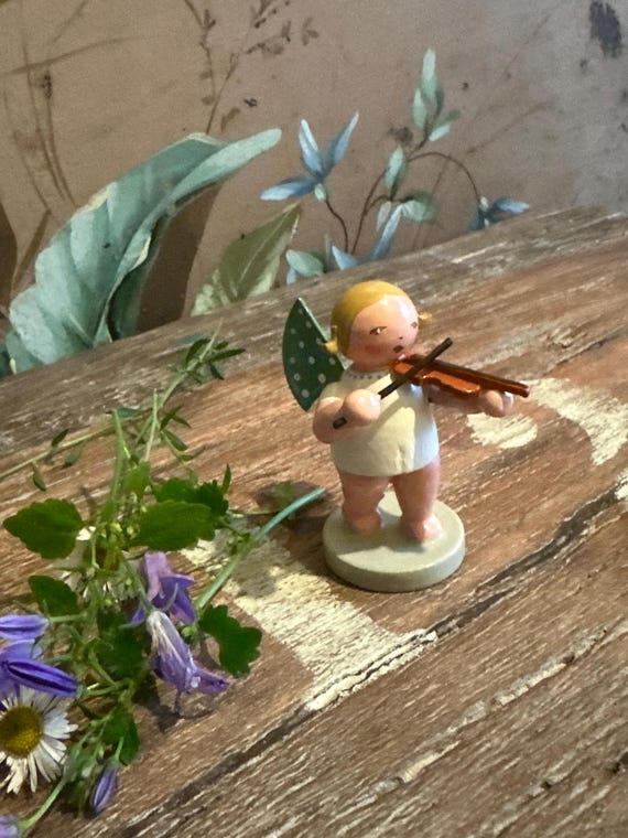 Old antique flower children angel children Erzgebirge folk art decoration