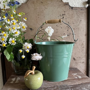 Bucket enamel bucket tin bucket plant bucket antique finish garden plant pot
