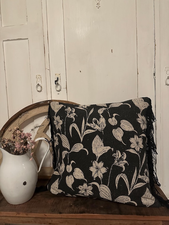 Pillow complete with filling Home textiles Cuddly pillow Bloomingville
