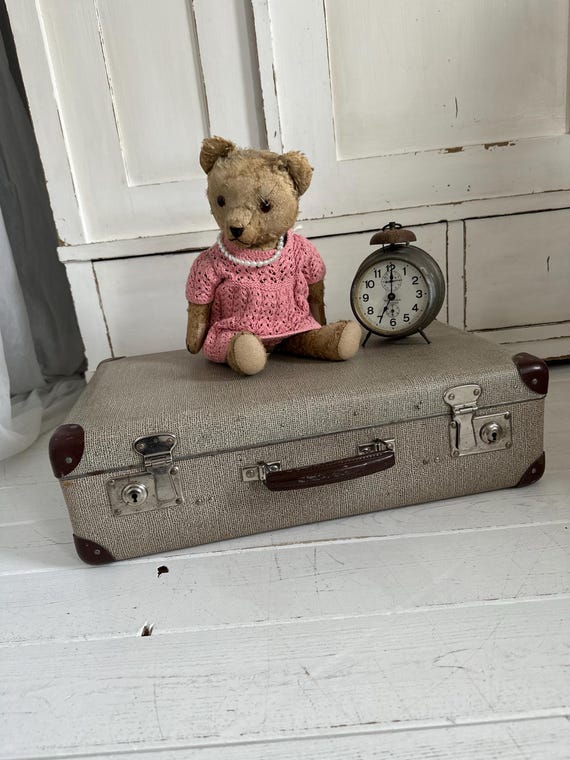 Old antique suitcase, vintage storage, shabby chic