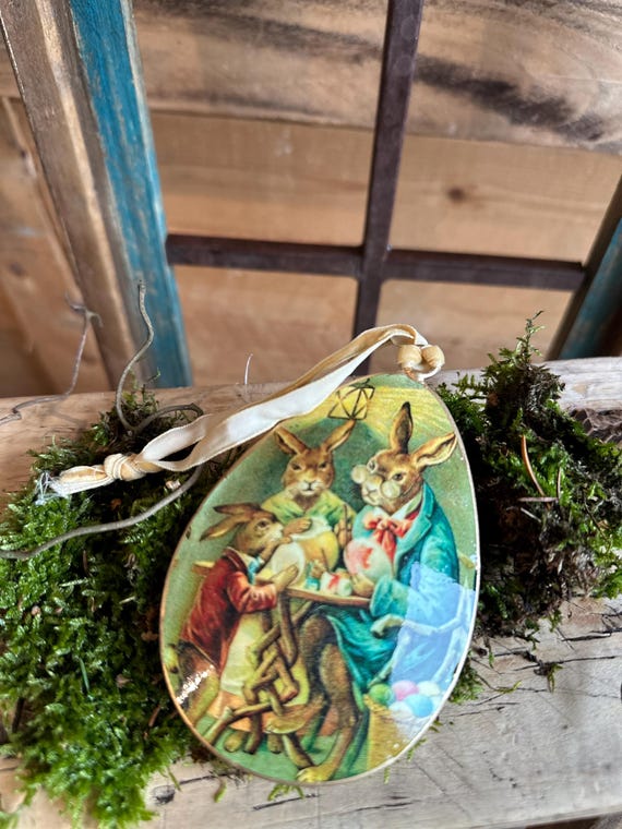 Metal Easter pendant, Easter decoration, vintage Easter egg
