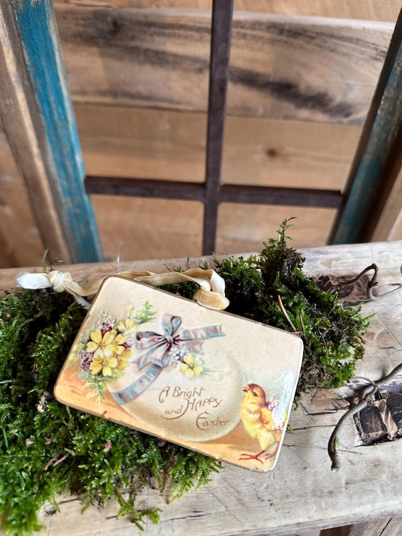 Metal pendant Easter Easter decoration pendant vintage decoration