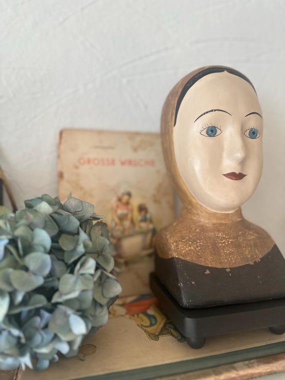 Doll's head, whimsical decoration, antique finish, decorative head, mannequin head, vintage papier-mâché