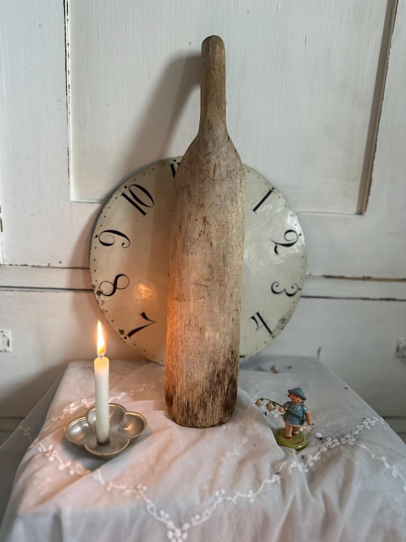Old antique board clothes slapper wooden board vintage decoration
