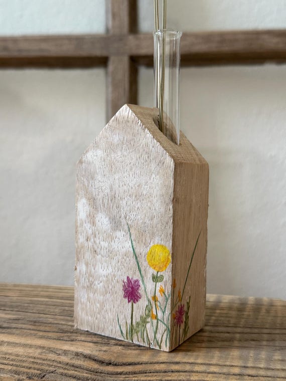 Decorative house wooden house vintage decorative vase country house style hand-painted wooden house with test tube