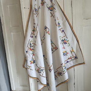 Tablecloth handmade embroidered tablecloth
