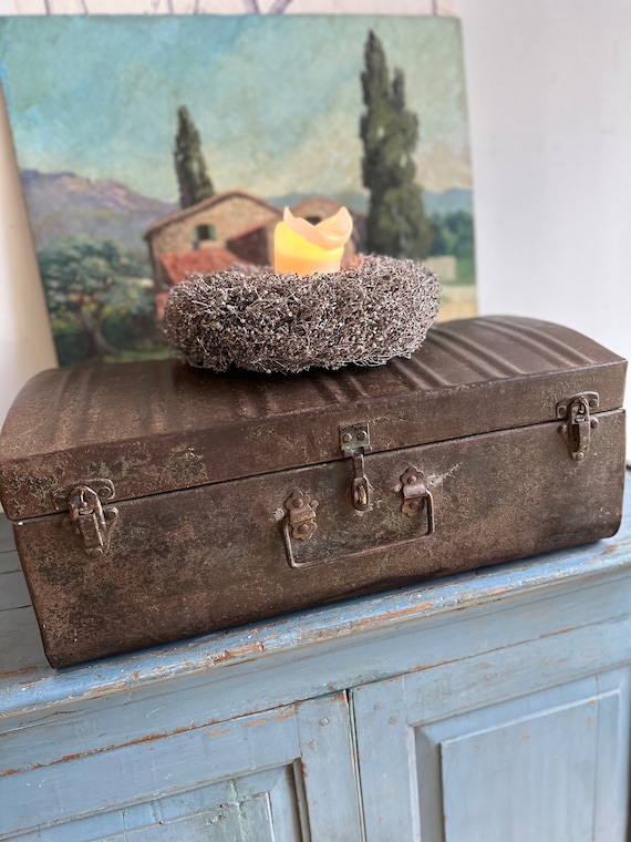 Old antique suitcase metal suitcase vintage storage iron suitcase industrial style